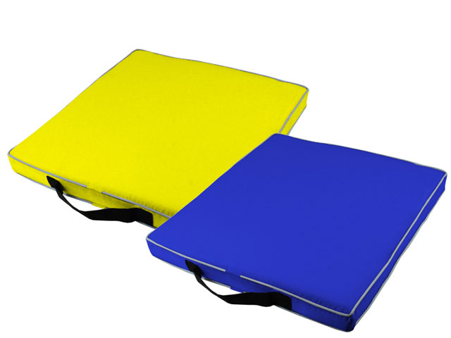 Galaxy Fc Stadium Cushion With Piping - Image 4