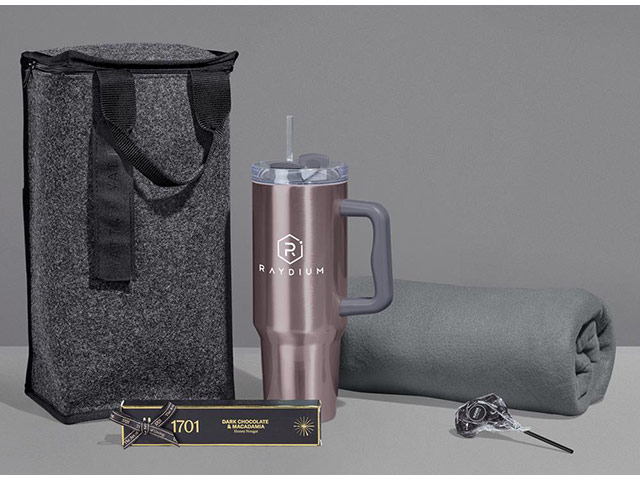 Yatta Arctic Aura Hamper - Image 4